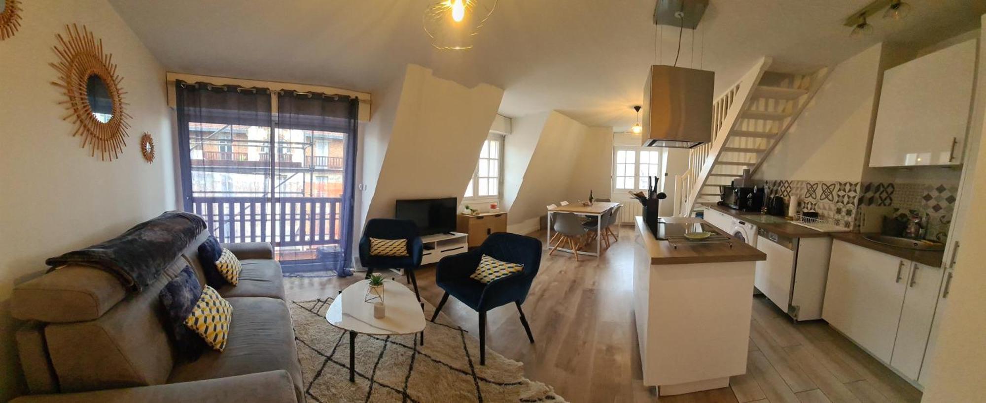 Duplex Au Coeur De Deauville Avec Vue Imprenable Et Parking Prive Bagian luar foto
